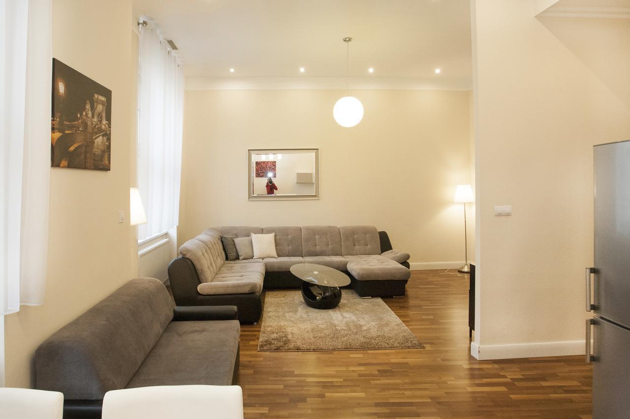 Anna Apartment Budapest Ngoại thất bức ảnh